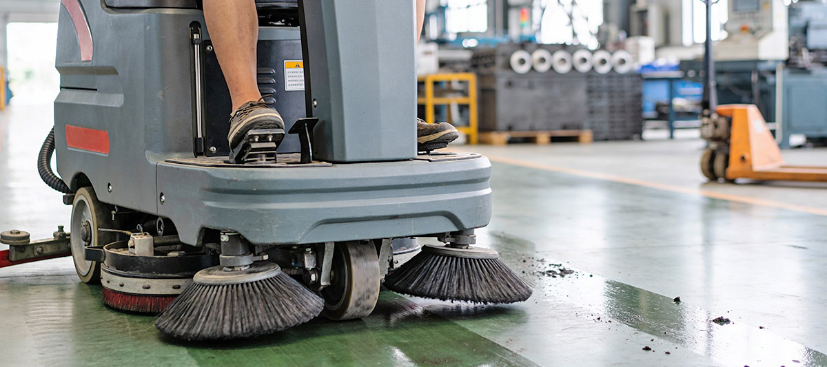 Pulizia pavimenti industriali